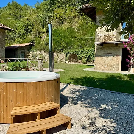 Langhe Ciabot House Bed & Breakfast 3*